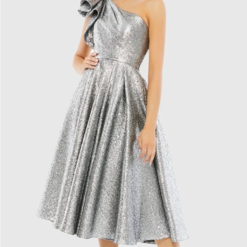 Mac Duggal Silver One Shoulder Bow Midi Dress
